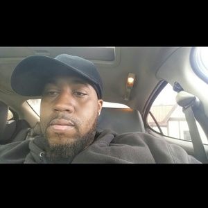 Meet your Posher, Leron