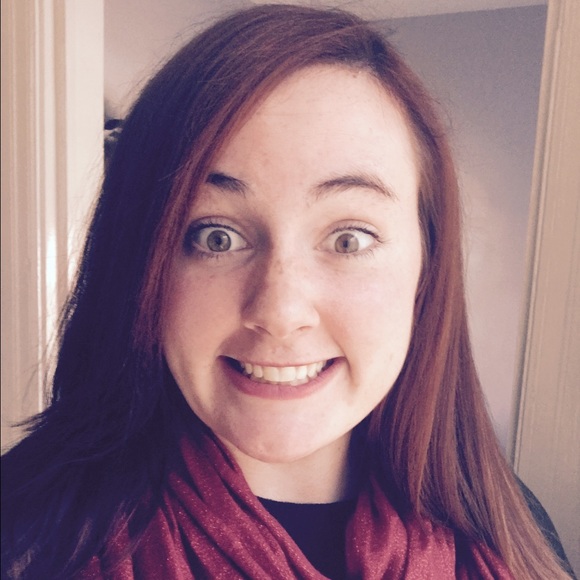 Meet your Posher, Leila - Picture 1 of 1