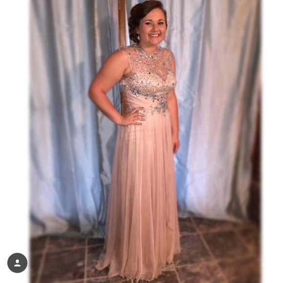 Mac Duggal Exclusive Prom/Formal Dress