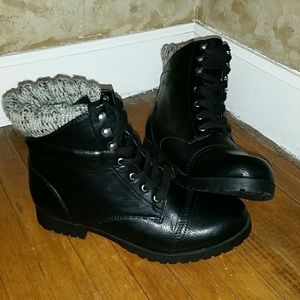 Black boots 6.5