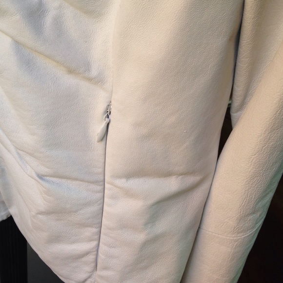 Wilsons White Leather Motorcycle Jacket, size S - Picture 4 of 4