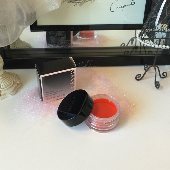 Mary Kay Cheek Glaze