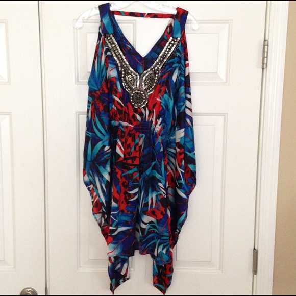 NWOT 2b Bebe Cold Shoulder Embellished Mini Dress