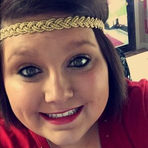 Meet your Posher, Marisa