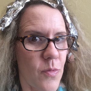 Meet your Posher, Deborah