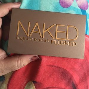 Urban decay Naked Flushed