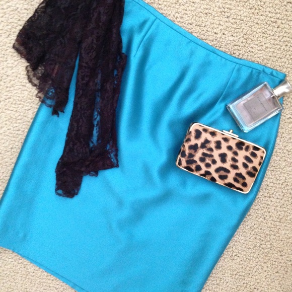 HP NWOT Oleg Cassini Couture100% Silk Pencil Skirt