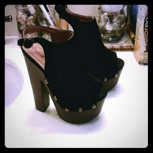Black platform shoes