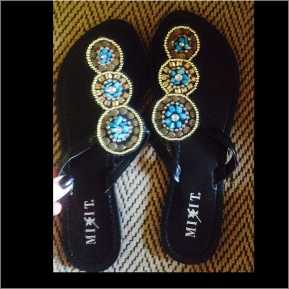 Super cute sandals