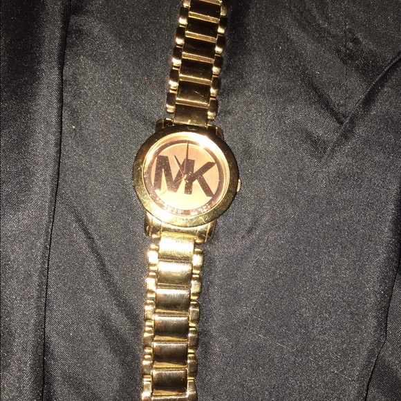 Rose gold women's watch