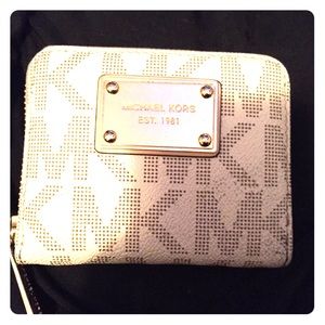 MK Clutch