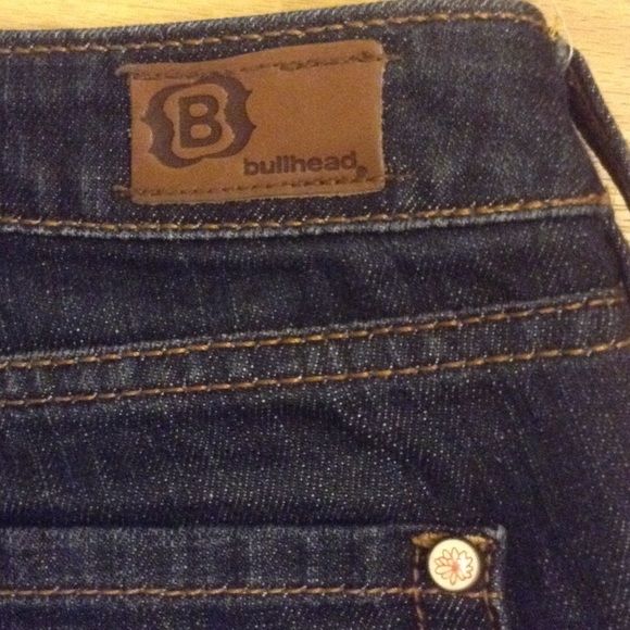 *SOLD* Bullhead Dark Wash Denim - Picture 3 of 4