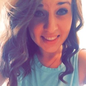 Meet your Posher, Janika