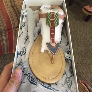 Lucky Brand Arrow Sandals Size 6
