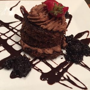 Meet your Posher, Tina