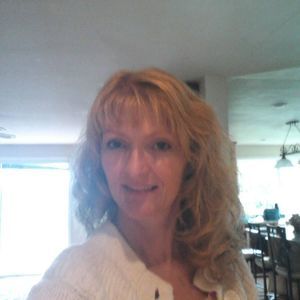 Meet your Posher, Alina