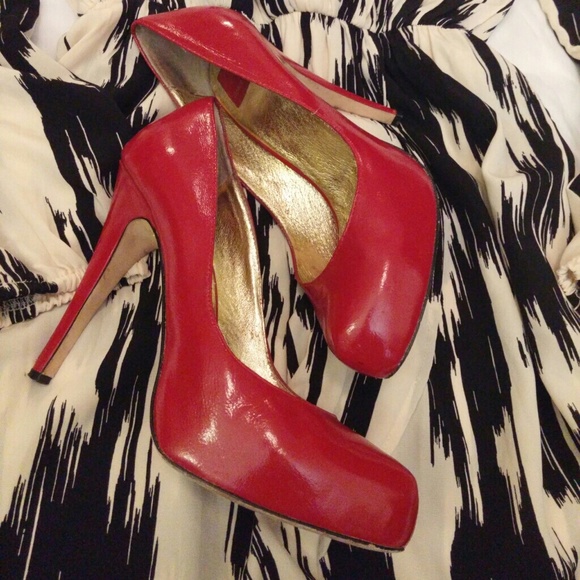 Dolce Vita Shoes - Dolce vita red 7.5
