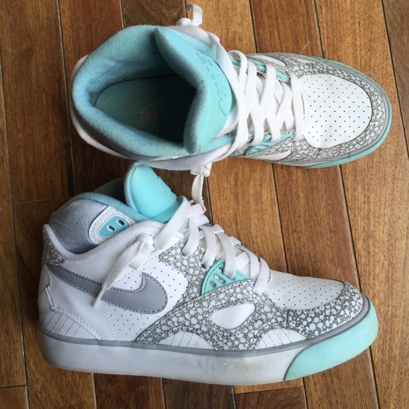 Nike hi-top shoes