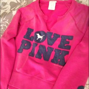 VS PINK pullover 🎀