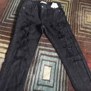 Distressed boyfriend jeans