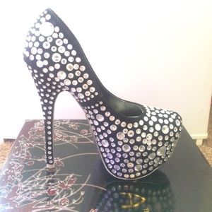 Liliana High Heel Platform Pump
