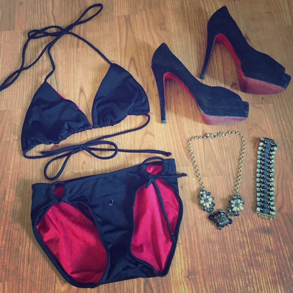Dea Della swimwear, black bikini with red lining