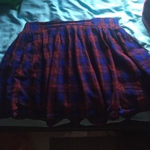 Plaid school girl skirt !