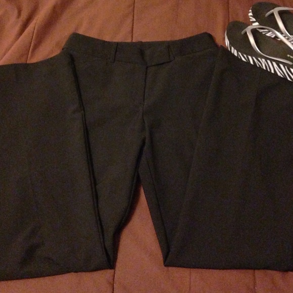 Dress pants. Very comfy. Only worn a few times.