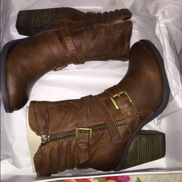 🚫SOLD🚫Steve Madden Raleighh Ankle BootsCognac6.5 - Picture 4 of 4
