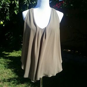 Sleeveless blouse