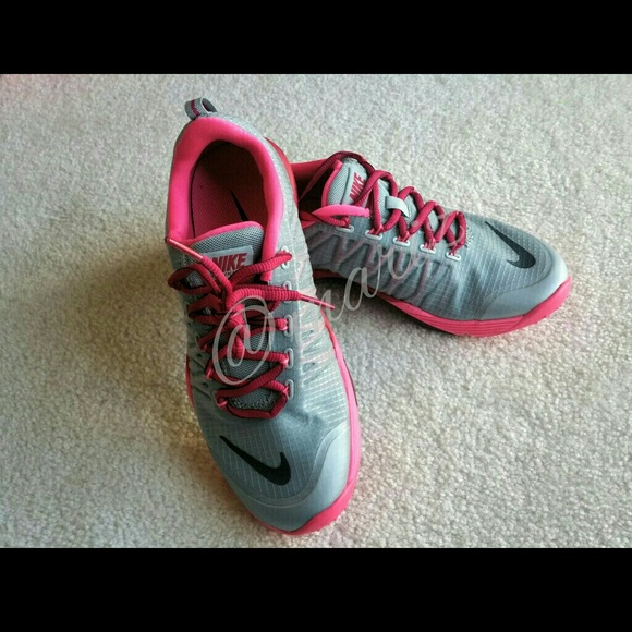 Nike Shoes - SALE!  NIB Nike Lunar Cross Element