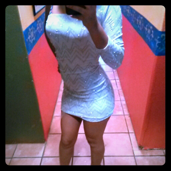 Worn once. Fits a small. One shoulder dress.