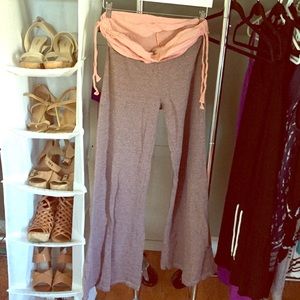 Gypsy 05 gray sweat pants with pink trim detail!