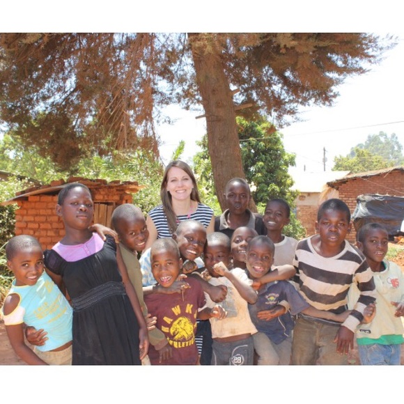 meet me 👋🏼🩷 - Picture 11 of 11