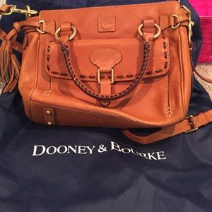 Dooney & Bourke medium satchel