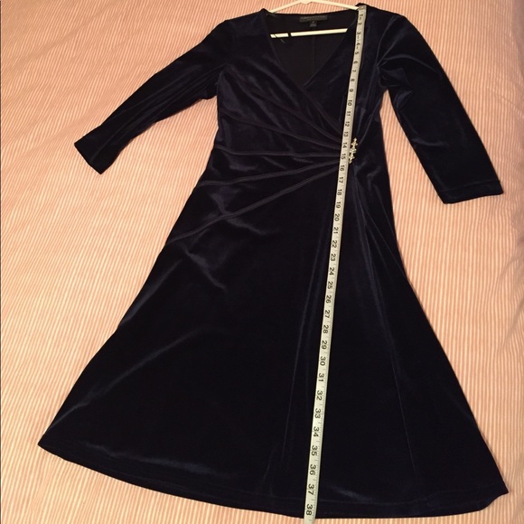 Women's Connected Petite Velvet Dress - Picture 4 of 4