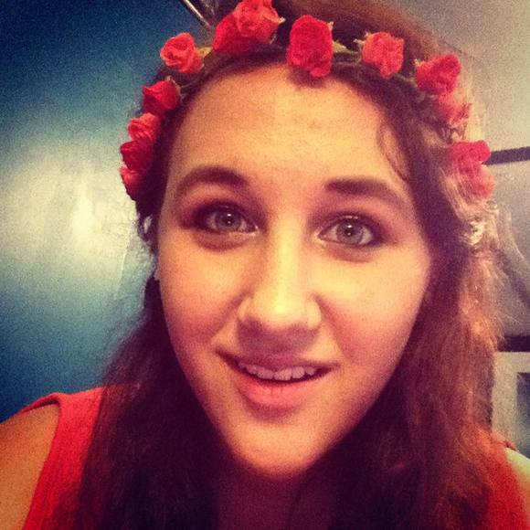 Meet your Posher, Danielle