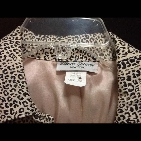 Med length coat..cheetah design - Picture 2 of 4