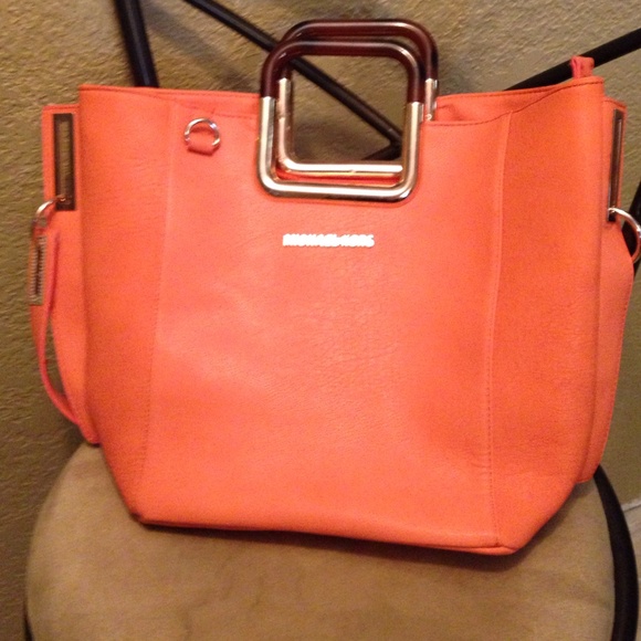 Fashion bag (ON HOLD) Do NOT BUY!!!