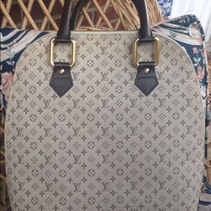 Authentic Louis Vuitton Haut Alma Beige/Brown