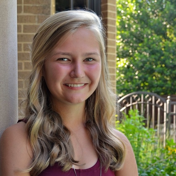 Meet your Posher, Michele - Picture 4 of 4