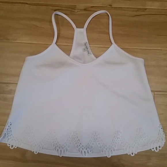 White crop top - Picture 1 of 2