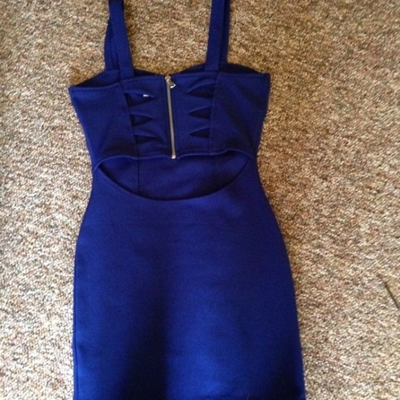 Blue clubbing dress cutout size s