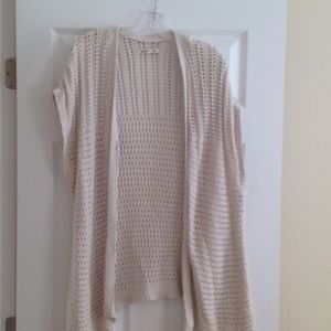 Sweater vest/cardigan