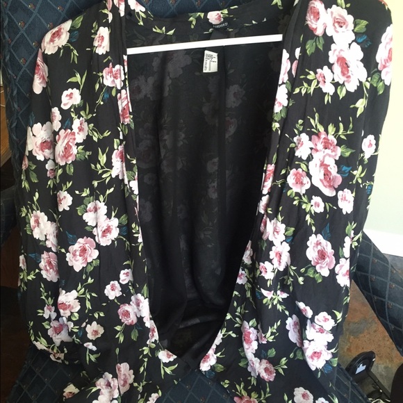 Floral kimono