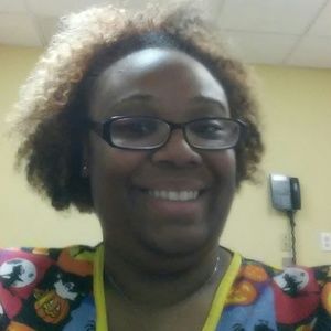 Meet your Posher, Latasha