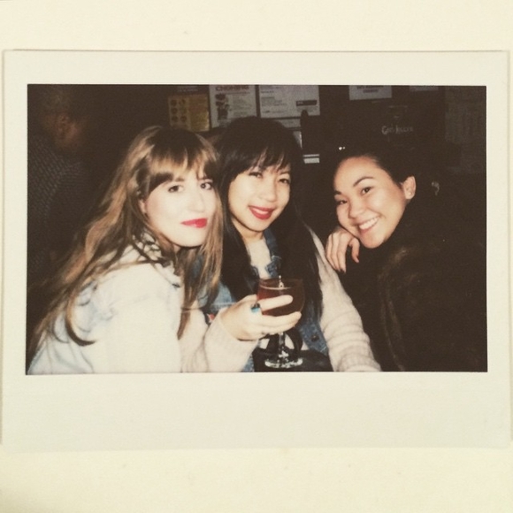 Meet your Posher, Courtney - Picture 1 of 1