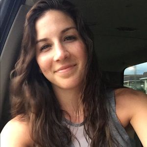 Meet your Posher, Carly