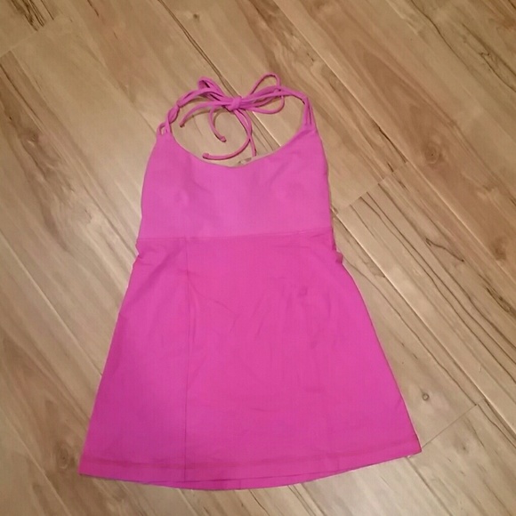 Lululemon work out top - Picture 1 of 2