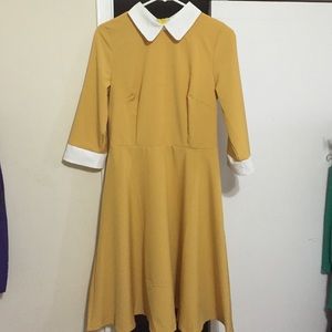 Medium Mustard dress with collar